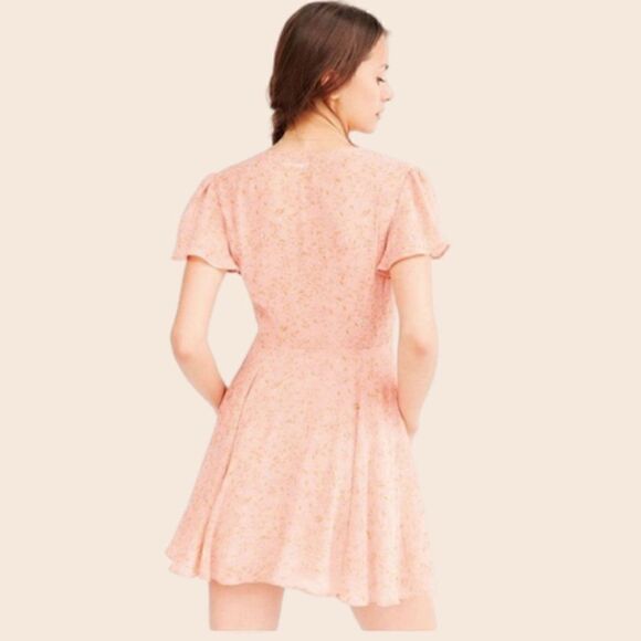 UO Kimchi Blue Flutter Sleeve Chiffon Mini Dress Size 2 - Picture 4 of 14